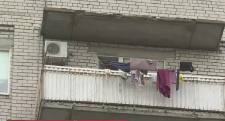 У Дніпрі дворічна дівчинка після падіння з 10 поверху вижила і навіть не зазнала серйозних травм