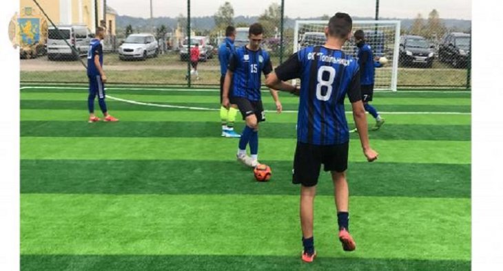 На Старосамбірщині відкрили сучасний спортивний майданчик