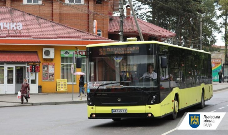 Виконавчий комітет ЛМР продовжив схему руху маршруту №52 до Львівської духовної семінарії