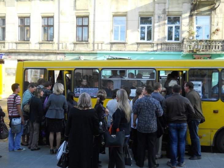 У Львові перевізники вимагають вдвічі підвищити вартість проїзду у транспорті